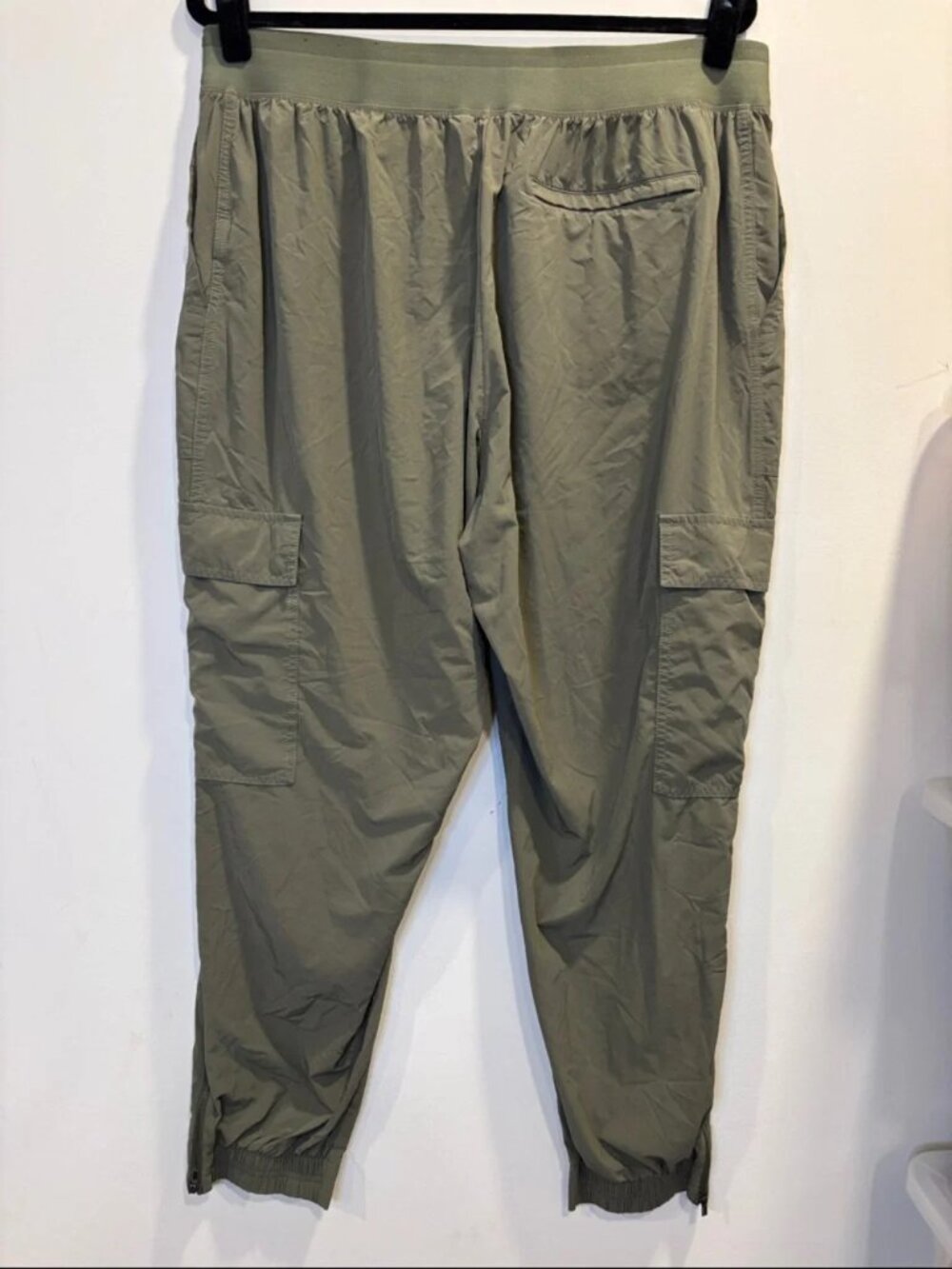 Athleta Brooklyn Joggers Green Women's Size 16 EUC Zippered Ankle - Picture 4 of 4